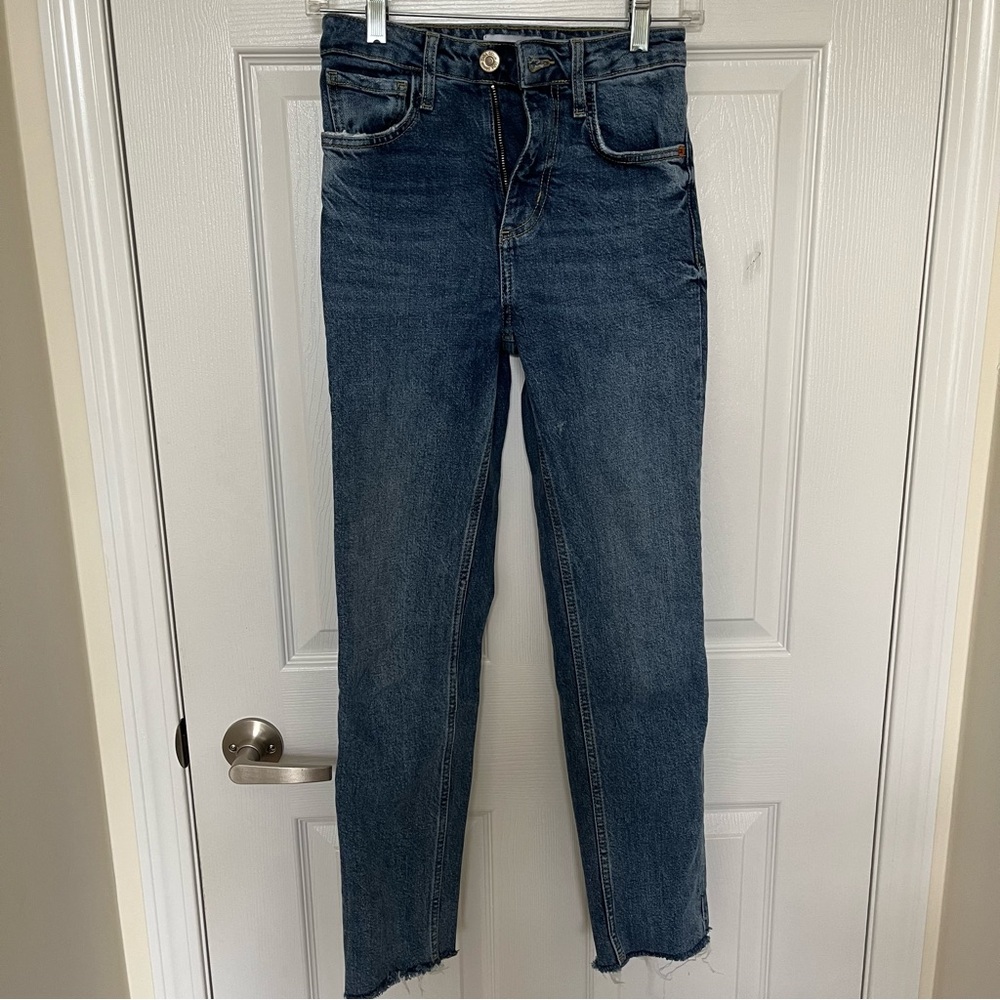 Zara blue jeans size: 0